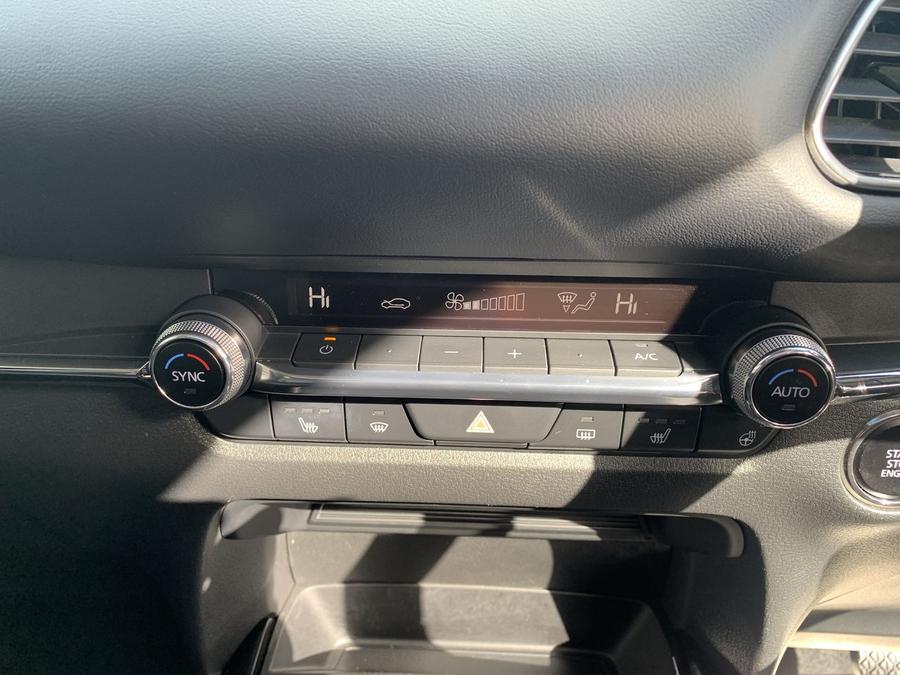 Mazda CX-30 Photo spincar-e4e69bde7c4db830d3ad87c5010d397153e00560.jpg