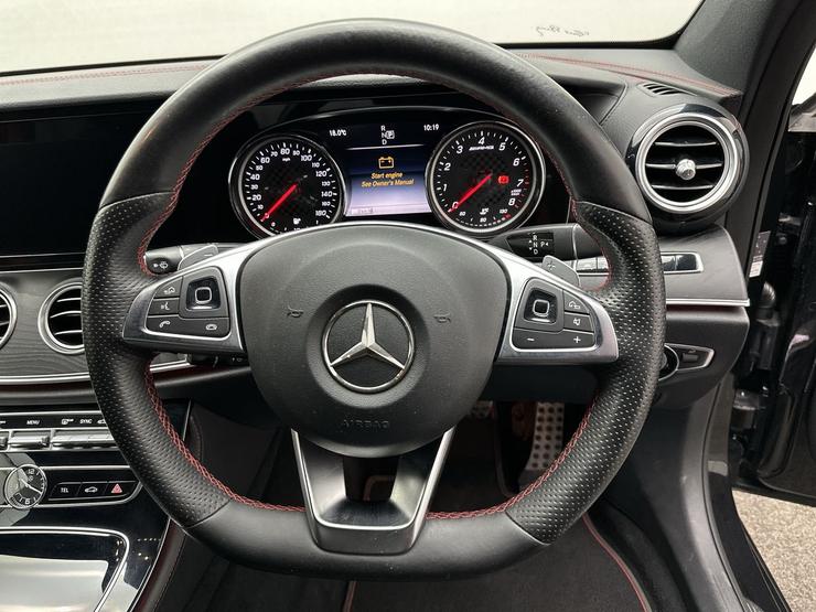 Mercedes-Benz E CLASS Photo spincar-e50aea99a1544dbaa75aa2e2e80c9b20a0bb9fba.jpg
