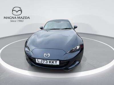 Mazda MX-5 Photo 3