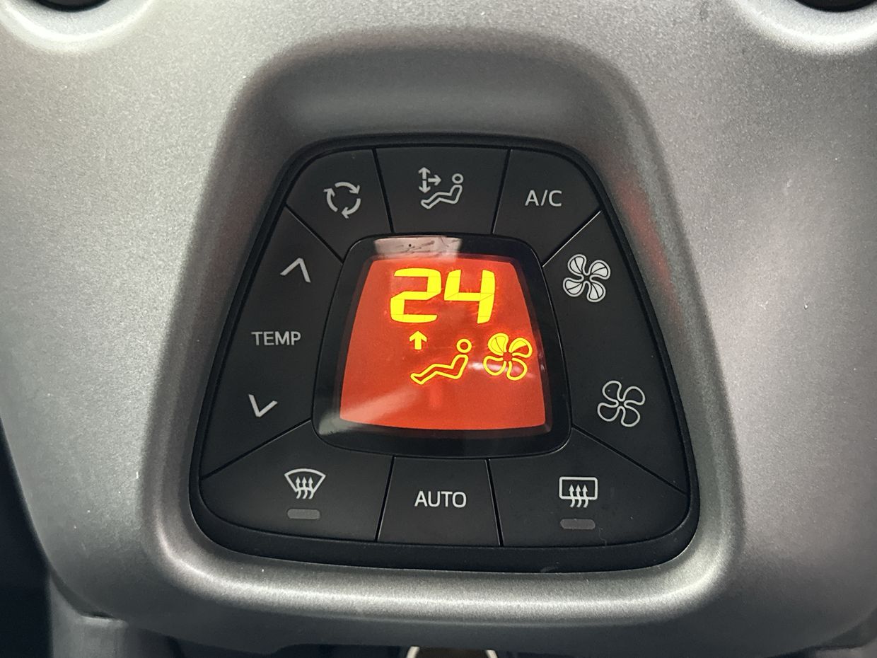Toyota AYGO Photo 12