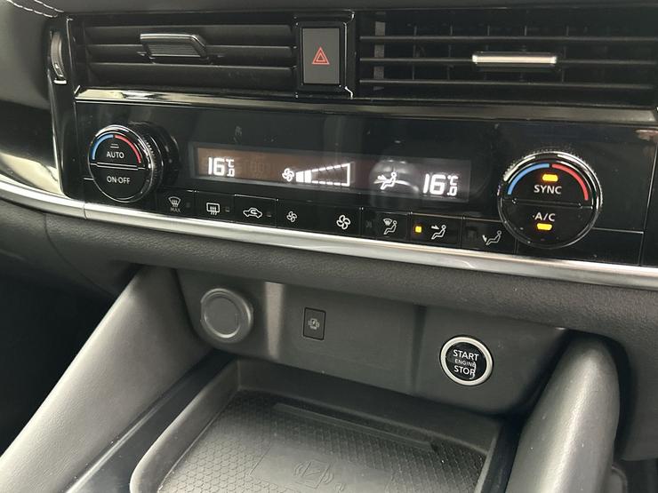 Nissan QASHQAI Photo spincar-e56bbb1d378c565c45ef4de51e44f950346afe86.jpg