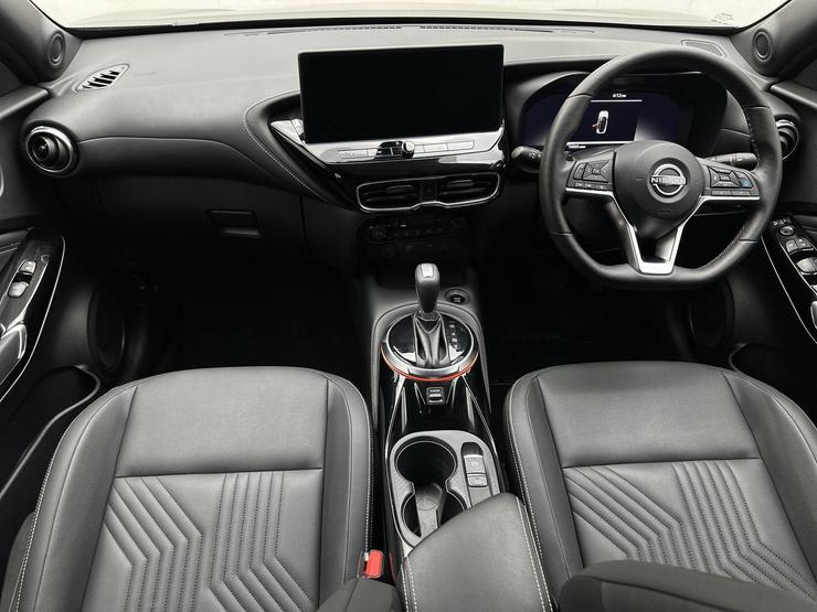 Nissan JUKE Photo spincar-e5ff1a5706a118cdb7dfd3424badb8ae63d8731d.jpg