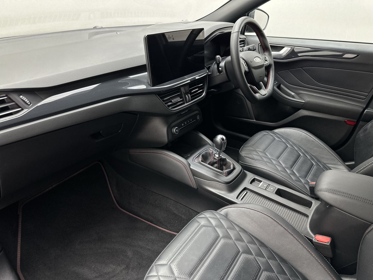 Ford Focus Photo 19