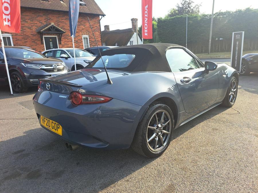 Mazda MX-5 Photo spincar-e74dc2d7e70e5ca283dc6bb6cac31e428fb49820.jpg