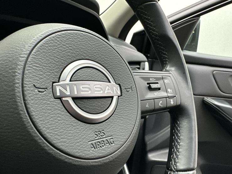 Nissan QASHQAI Photo spincar-e82bd6ff059c82caec5c5c5c188a011728a36560.jpg