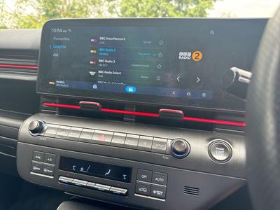 Hyundai KONA Photo 36