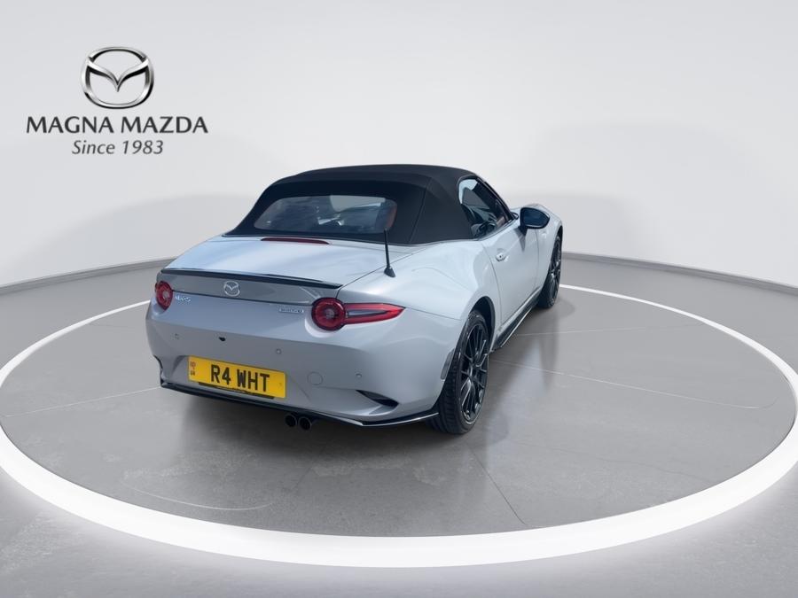 Mazda MX-5 Photo spincar-e8a63743afed7116cdc174d7fe2264334764685c.jpg