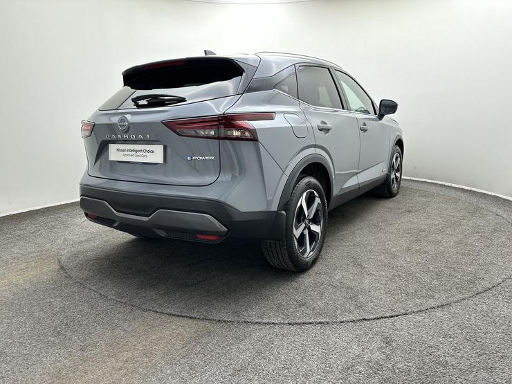 Nissan Qashqai Photo spincar-e8afc4471d8b330ee8c24488fff88be39ca3d5be.jpg
