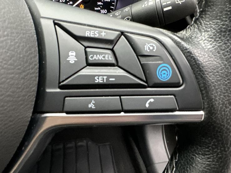 Nissan JUKE Photo spincar-e8cfcaf78b03075424cc6977a075e1eaad9e2a35.jpg