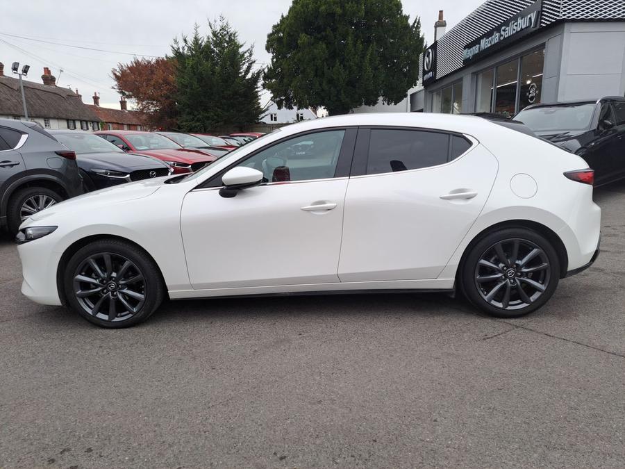 Mazda Mazda3 Photo spincar-e8d4df53284f90628830bbbec1fc01bd90b83391.jpg
