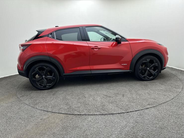 Nissan JUKE Photo spincar-e90f526083fd9877279ab3f6b6ef58f76af9b129.jpg