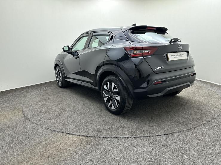 Nissan JUKE Photo spincar-e953b9eb56928b76ff3b53af109507779429ab1b.jpg
