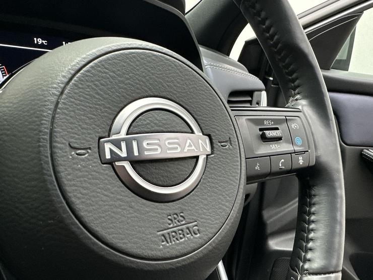 Nissan QASHQAI Photo spincar-e95f93601bb2f258368121447f4f732fc4f1ef60.jpg