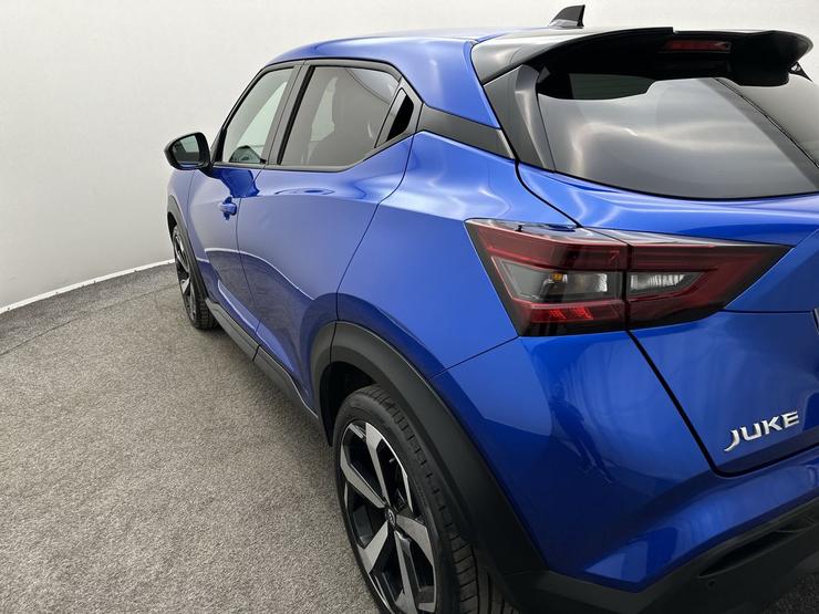 Nissan JUKE Photo spincar-e9aa85178c17074d676ede69dc08a6257a7f76e5.jpg