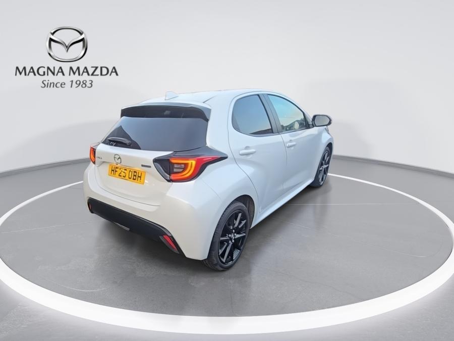 Mazda Mazda2 HYBRID Photo spincar-ea72f247be7276689543963b37b028bc457c7bc8.jpg