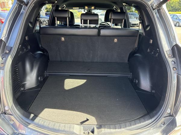 Toyota RAV4 Photo 32