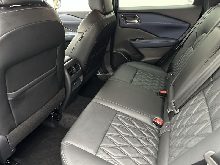 Nissan QASHQAI Photo spincar-eafc8b68a9c75ef2a351aab61064d8a533d19b02.jpg