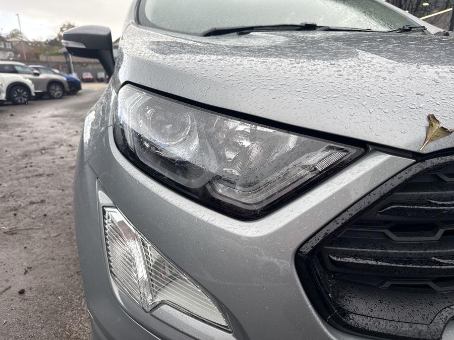 Ford EcoSport Photo spincar-eb75eff6c84355dd96de0c1ffb64dc1ecbcdd2fb.jpg