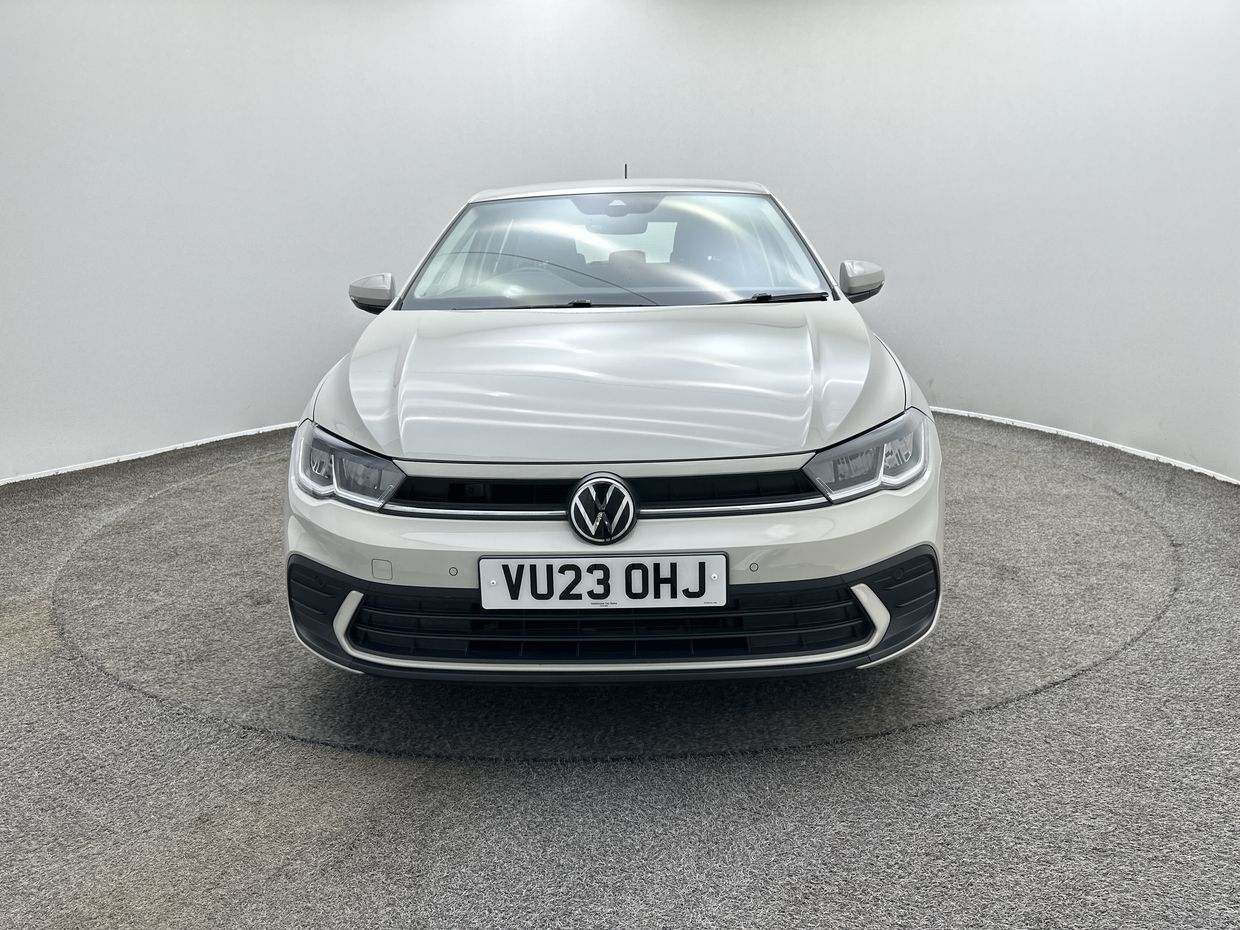 Volkswagen POLO Photo 2