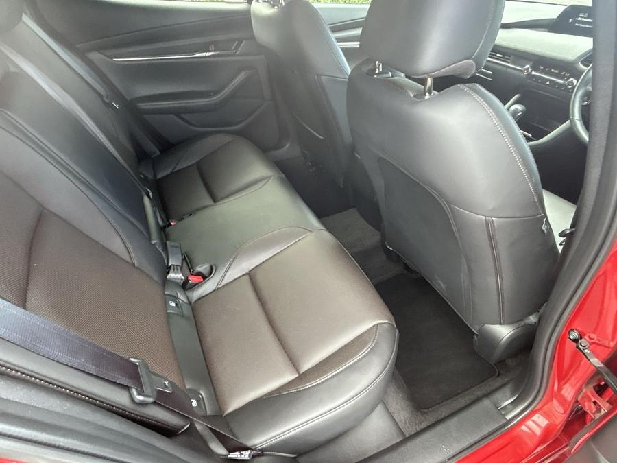 Mazda Mazda3 Photo spincar-ebc16a77dc64dc11d1f7e3d8b38b656dde35dc93.jpg