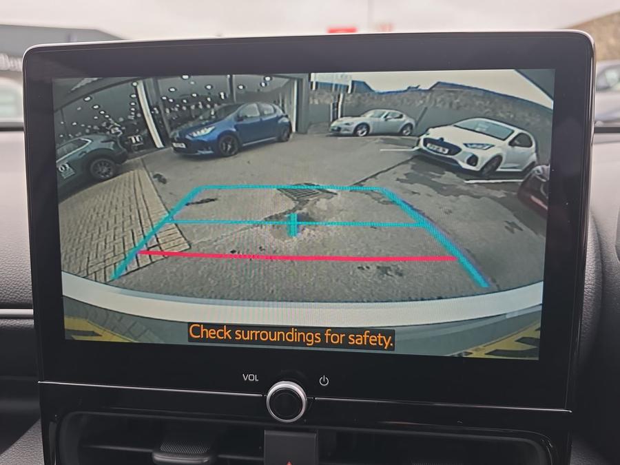 Mazda Mazda2 HYBRID Photo spincar-ebd41f19e3400df313a6a0bc734505f656073fd9.jpg