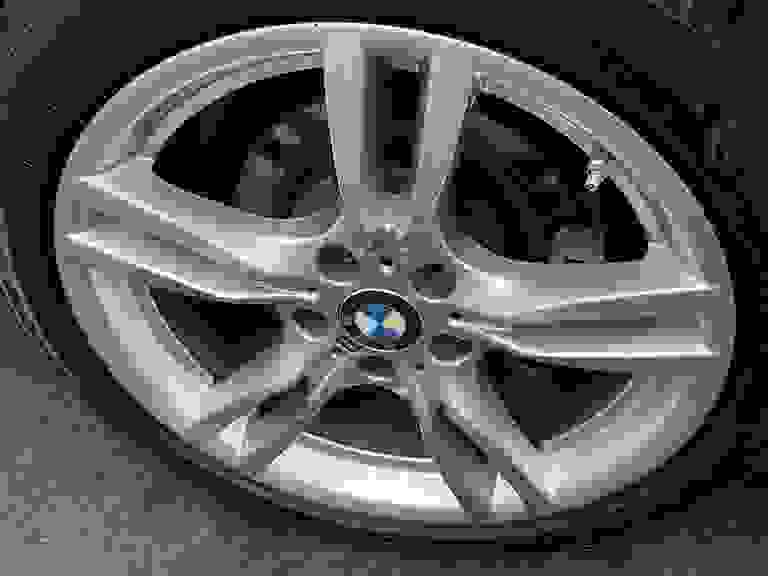 BMW 4 SERIES GRAN COUPE Photo spincar-ec0ae2b76ee3599548d79fb78ac444689a663d07.jpg