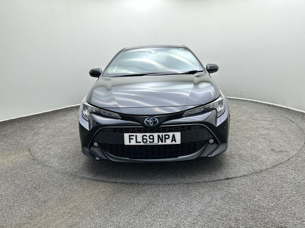 Toyota Corolla Photo 2