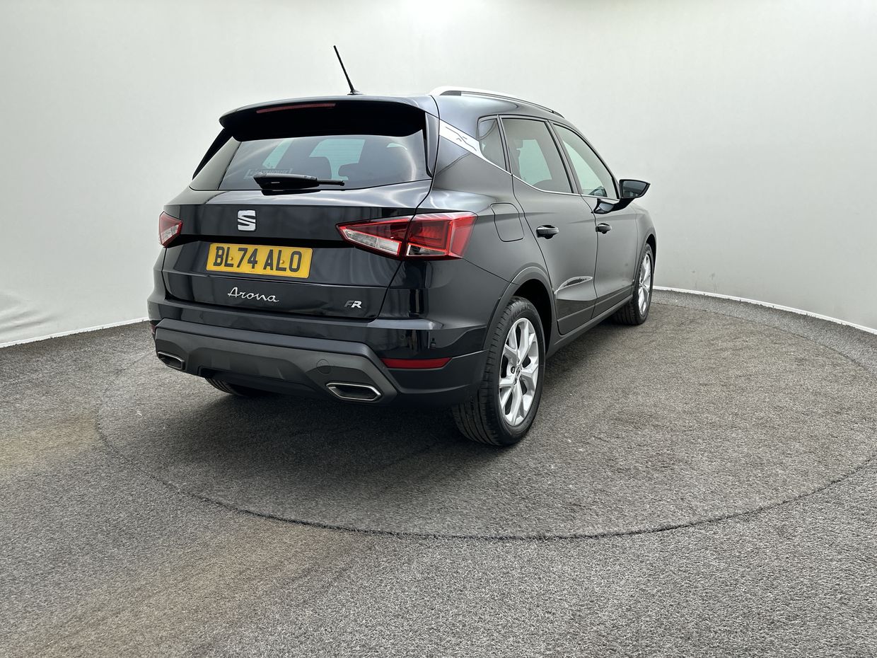SEAT ARONA Photo 7