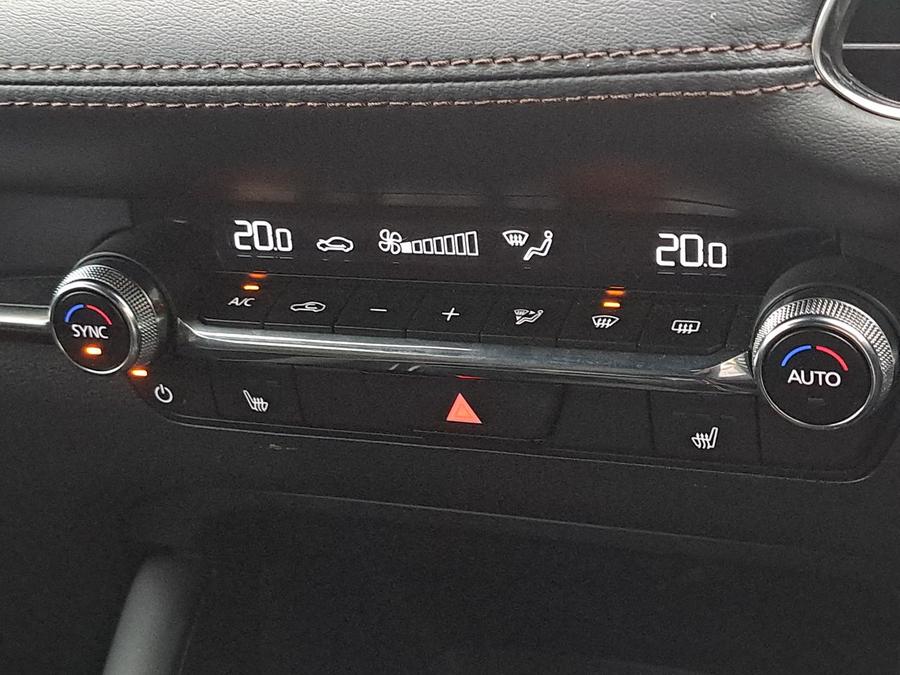 Mazda Mazda3 Photo spincar-edcf2d76014466841e2b15986f24429afc5e82c0.jpg