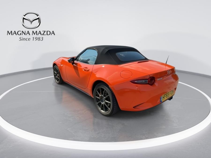 Mazda MX-5 Photo spincar-edd7701562b694438b5d24a1722a9f3032edb763.jpg