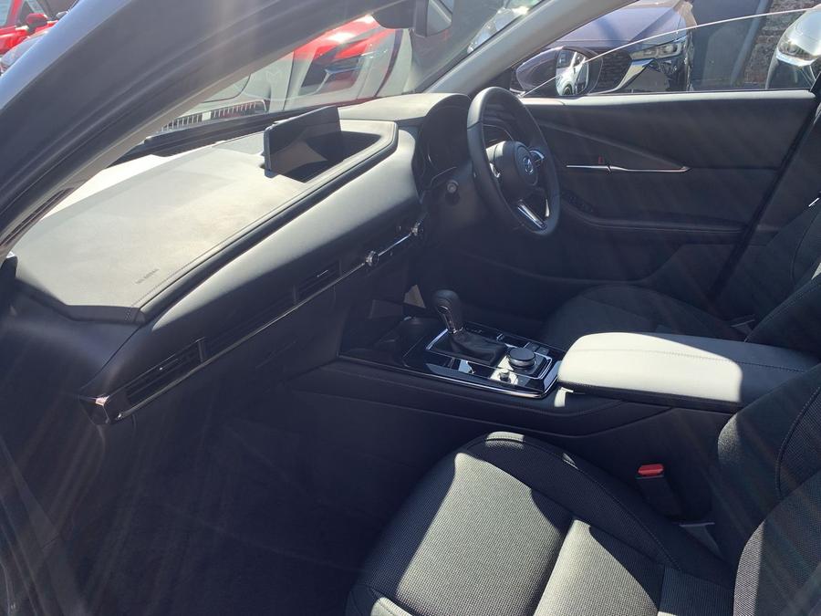 Mazda CX-30 Photo spincar-ee7d42aba988a6763b6b36d945b73c09b89d67ee.jpg