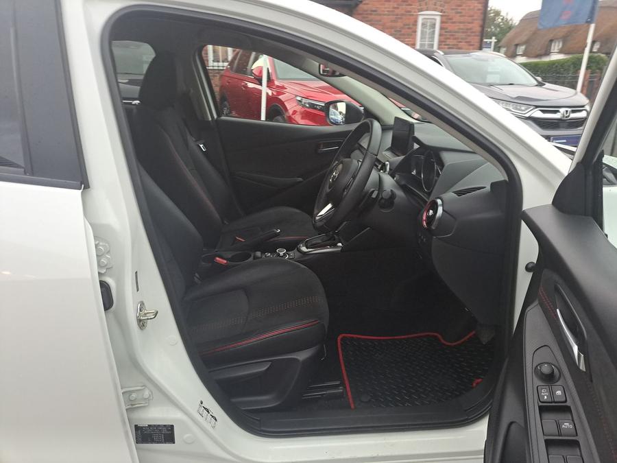 Mazda Mazda2 Photo spincar-efa9f768e744e5c259522f9112cf0a48ea0350eb.jpg