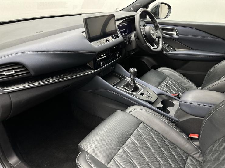 Nissan QASHQAI Photo spincar-efdabbb0b7a4f8cab2343e043344b457951f7e0a.jpg