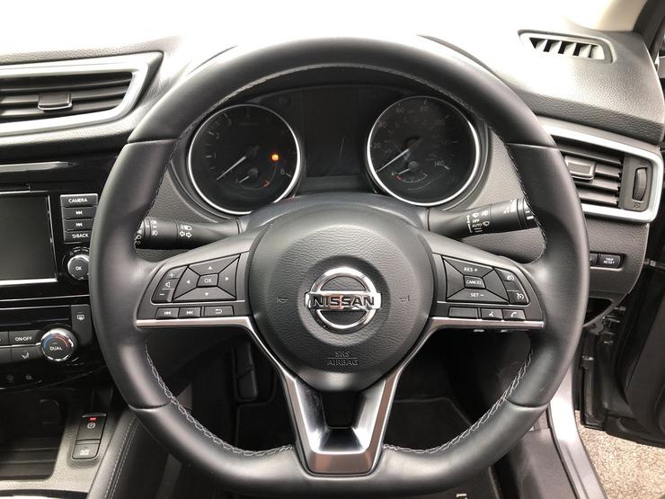 Nissan QASHQAI Photo spincar-f02f3cc0ff93d76e4f68fc5367366b3dc927672d.jpg