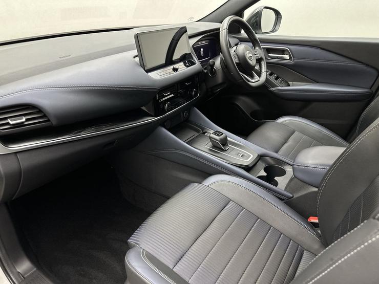 Nissan QASHQAI Photo spincar-f077e932fbcaf969f65bd7949cdee722916b7c78.jpg