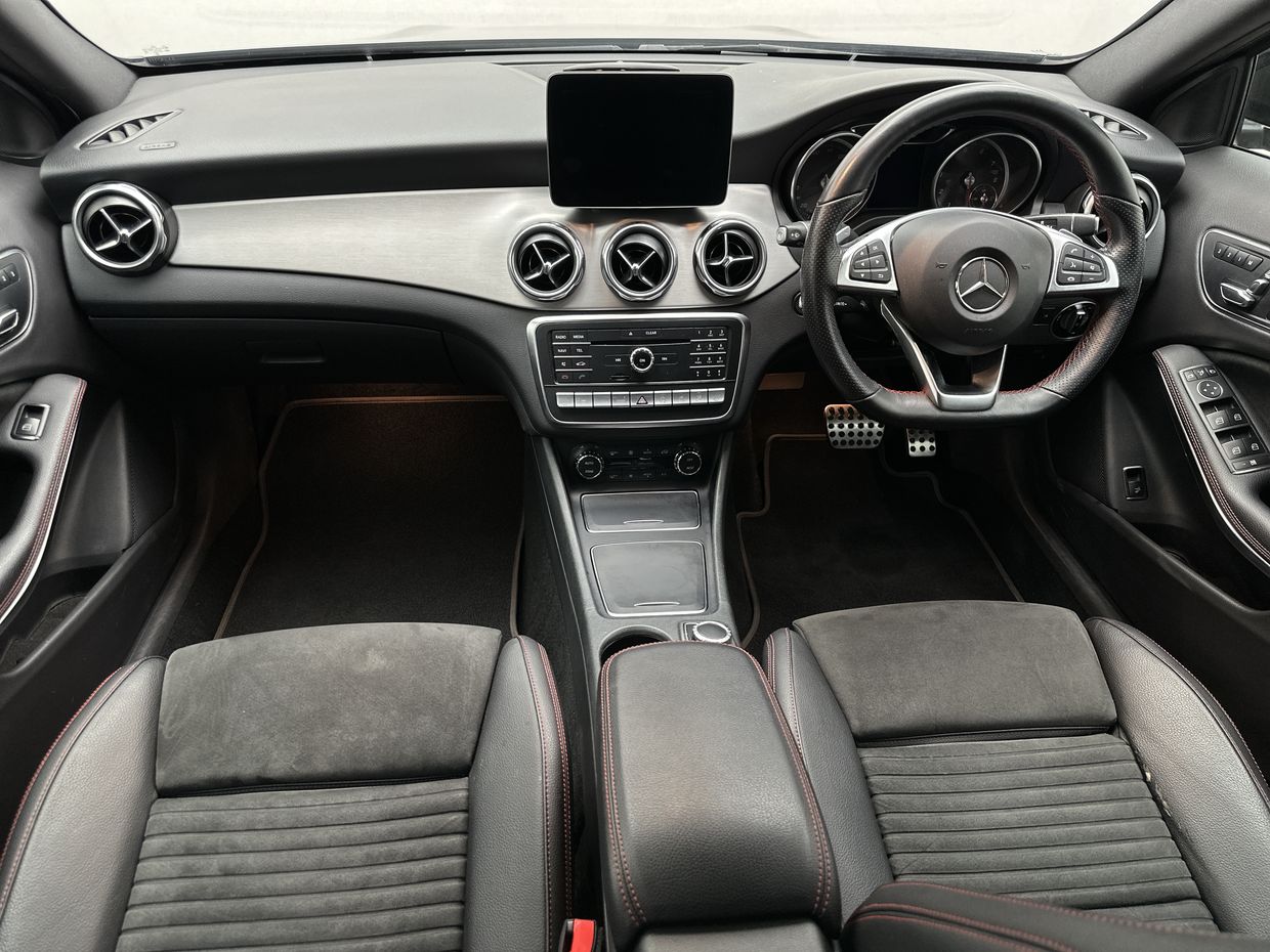 Mercedes-Benz Gla Photo 15