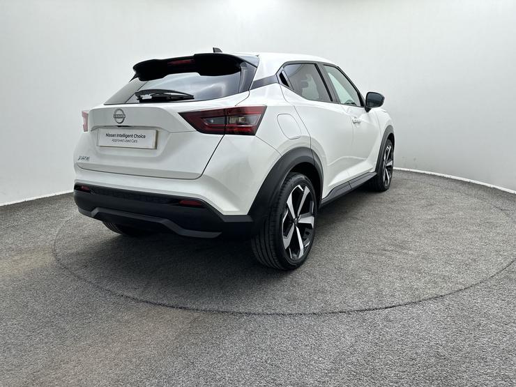 Nissan JUKE Photo spincar-f2ca49705e09b525662b71ab0048175b36903fbf.jpg
