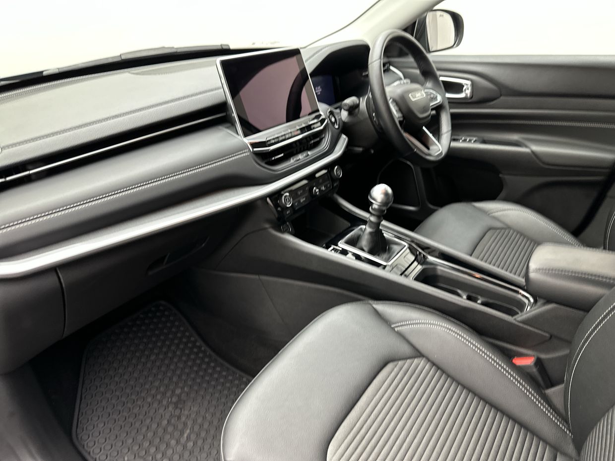 Jeep Compass Photo 18