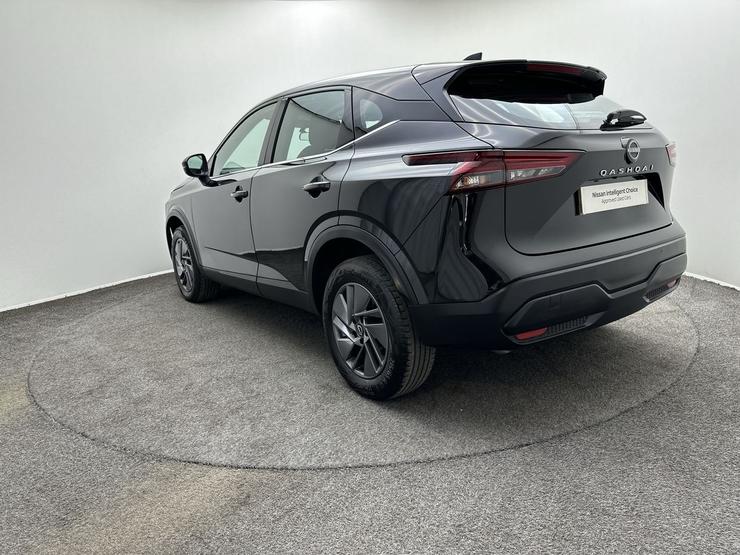 Nissan QASHQAI Photo spincar-f3049cd7f3a31ee74b31b920e20367eb5f3fae23.jpg