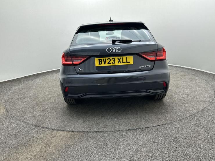 Audi A1 Photo spincar-f37314c5f0f6b50dbe93f928ad2a1ad0356ba108.jpg