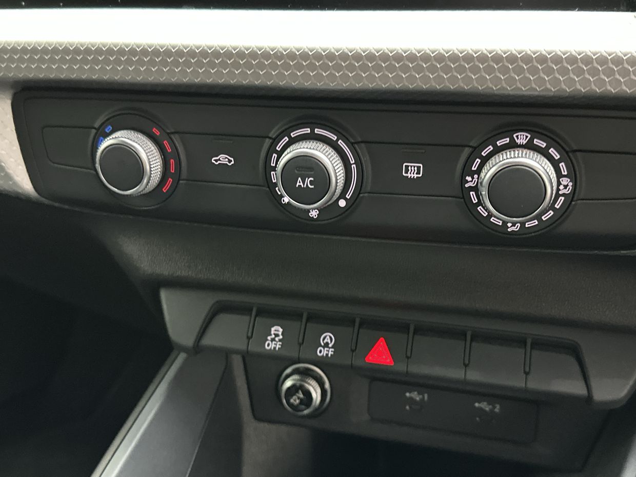 Audi A1 Photo 12