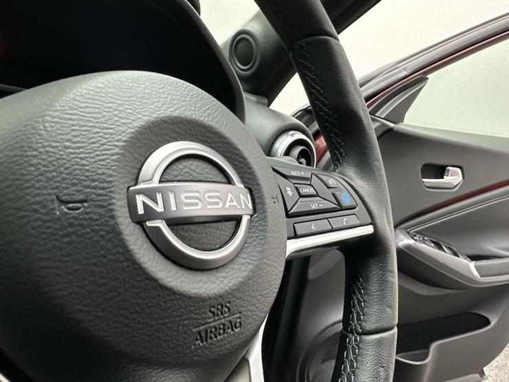 Nissan JUKE Photo spincar-f4be5d057364b5d7b073ca5d71199cb0187aba6e.jpg