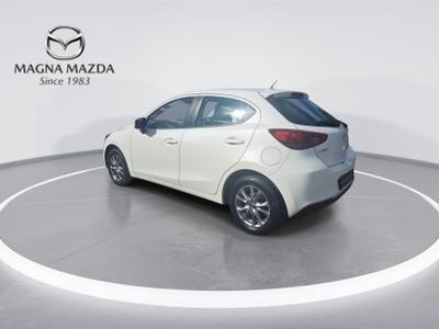 Mazda Mazda2 Photo 6