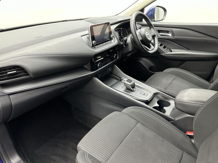 Nissan QASHQAI Photo spincar-f53c0379f5cac218f35d86afea587a15039c4ff1.jpg