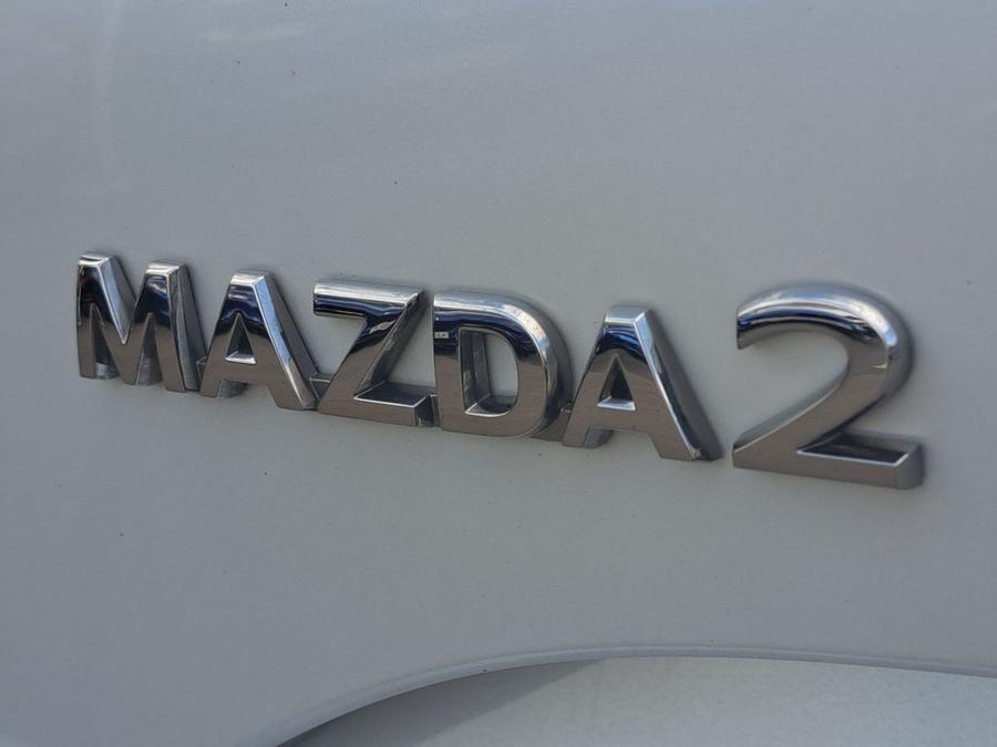 Mazda Mazda2 HYBRID Photo spincar-f54d3ee1e4eaddf8ee69e91bd9470f235b529d8e.jpg
