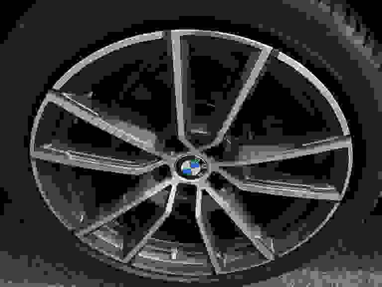 BMW 3 SERIES Photo spincar-f61a08968ecf1a99b86c5524539757c869853bba.jpg