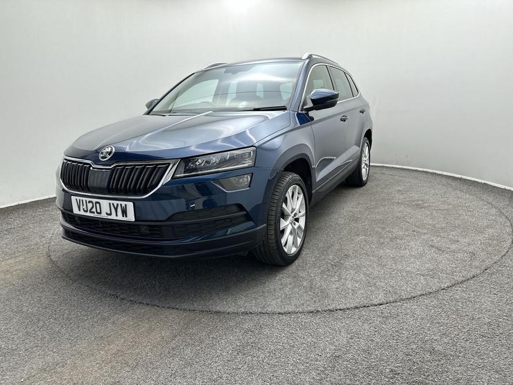 Skoda KAROQ Photo spincar-f6b42de6206e859b31105f816762b69cb86742ad.jpg