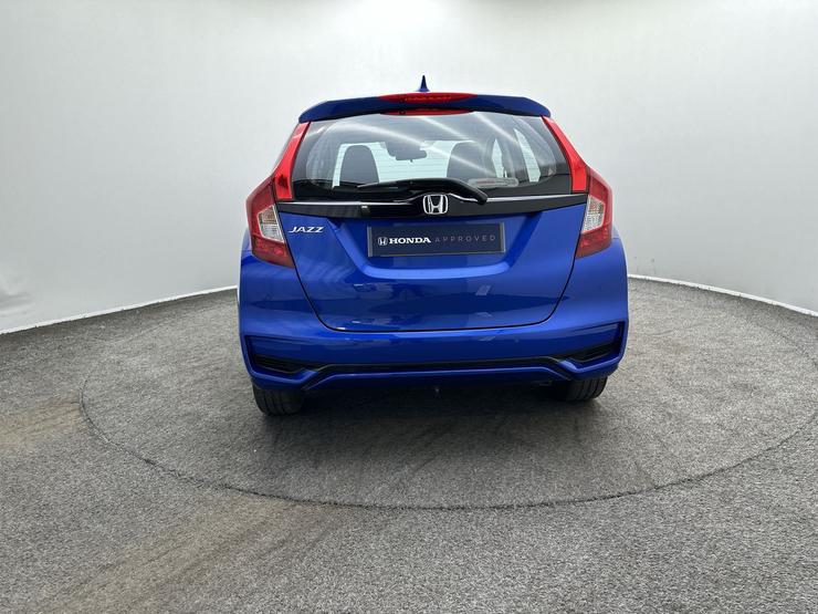 Honda Jazz Photo spincar-f729706c7ff3d4bb7a075363a4fd42558ba8c8e8.jpg