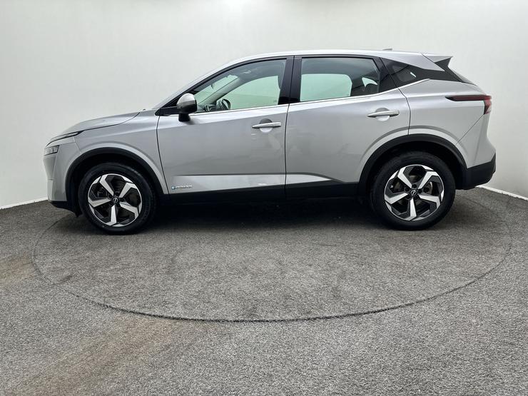 Nissan QASHQAI Photo spincar-f77732dbd302c16b00ba3200a36d527b2fd7840b.jpg