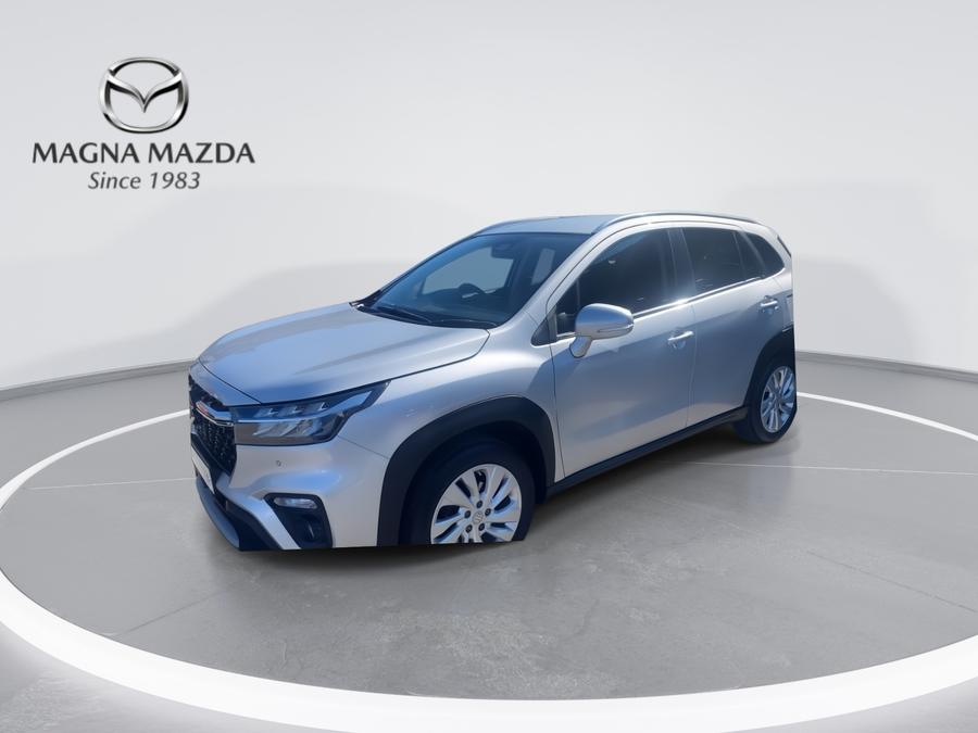Suzuki S-Cross Photo spincar-f79506b8f0cb1765e5613a10ca2dad13ac20d81e.jpg